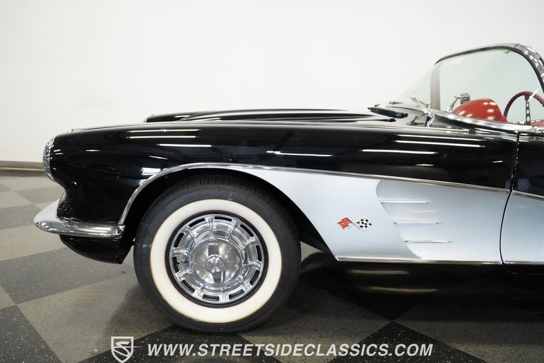 Unknown-Corvette-1959-Black-Red-22