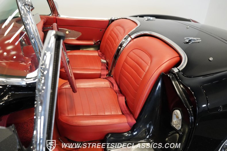 Unknown-Corvette-1959-Black-Red-24