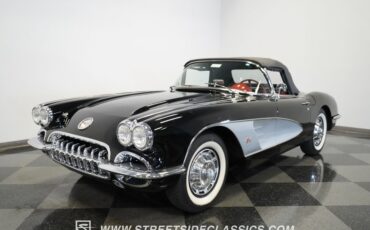 Unknown-Corvette-1959-Black-Red-26