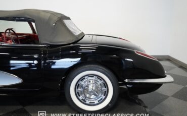 Unknown-Corvette-1959-Black-Red-29