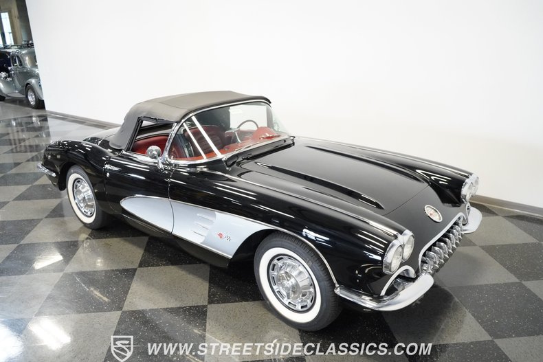 Unknown-Corvette-1959-Black-Red-3