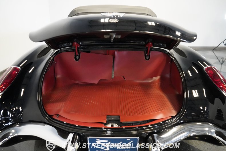 Unknown-Corvette-1959-Black-Red-41
