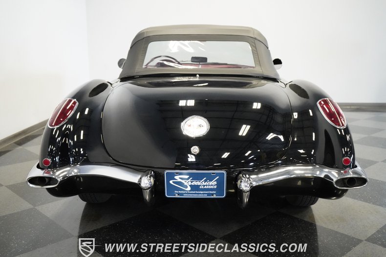 Unknown-Corvette-1959-Black-Red-45