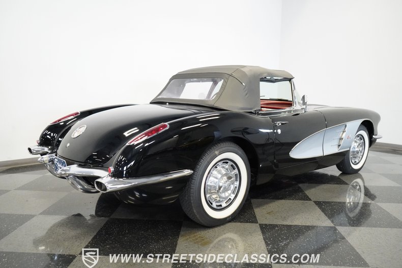 Unknown-Corvette-1959-Black-Red-47