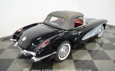 Unknown-Corvette-1959-Black-Red-48
