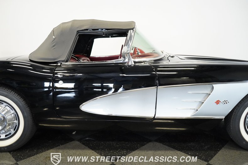 Unknown-Corvette-1959-Black-Red-6