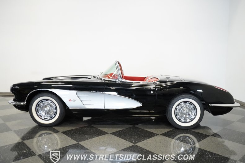 Unknown-Corvette-1959-Black-Red