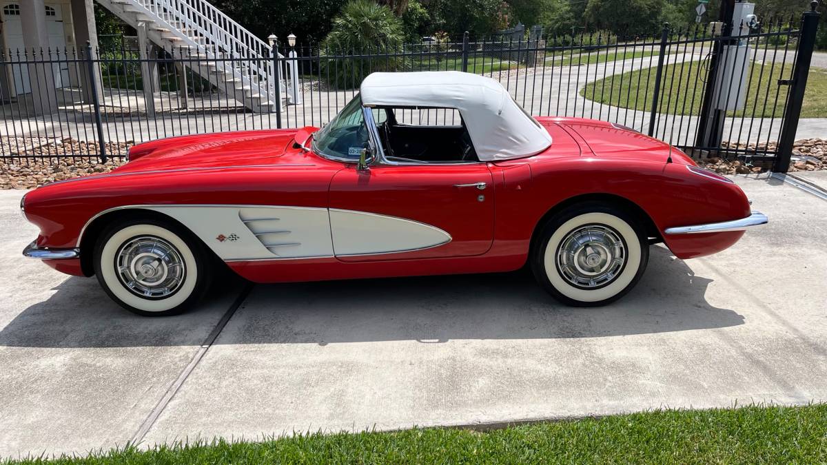 Unknown-Corvette-1959-red-1