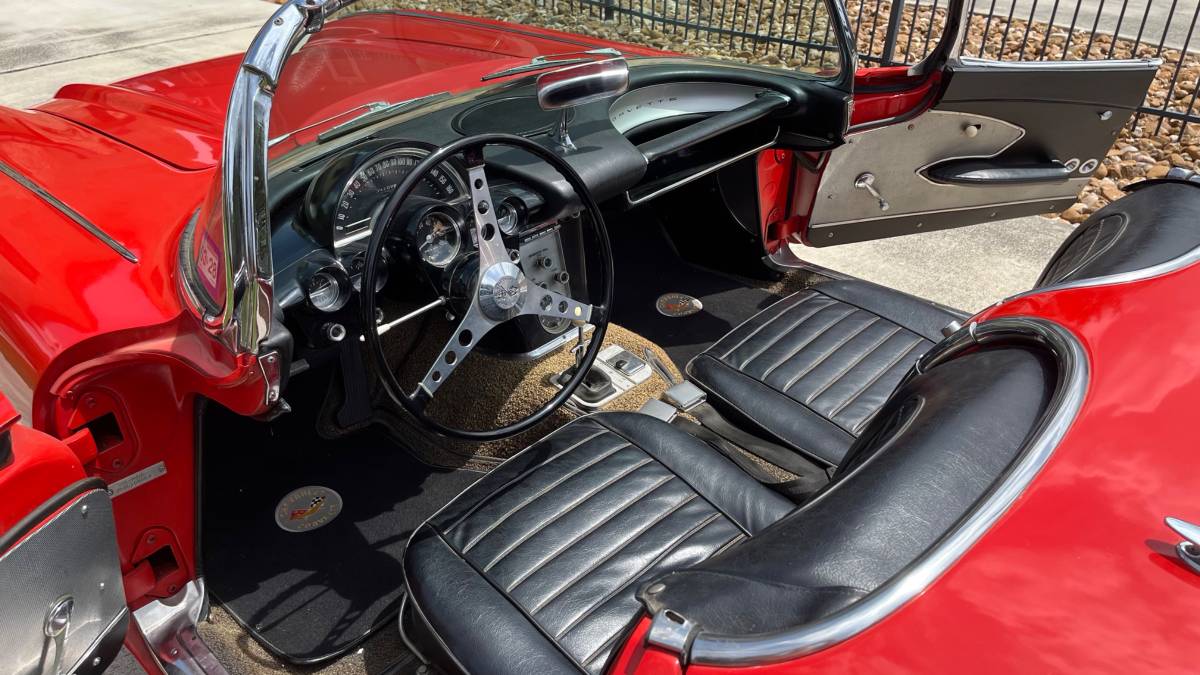 Unknown-Corvette-1959-red-4