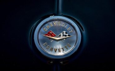 Unknown-Corvette-1961-Black-Red-18