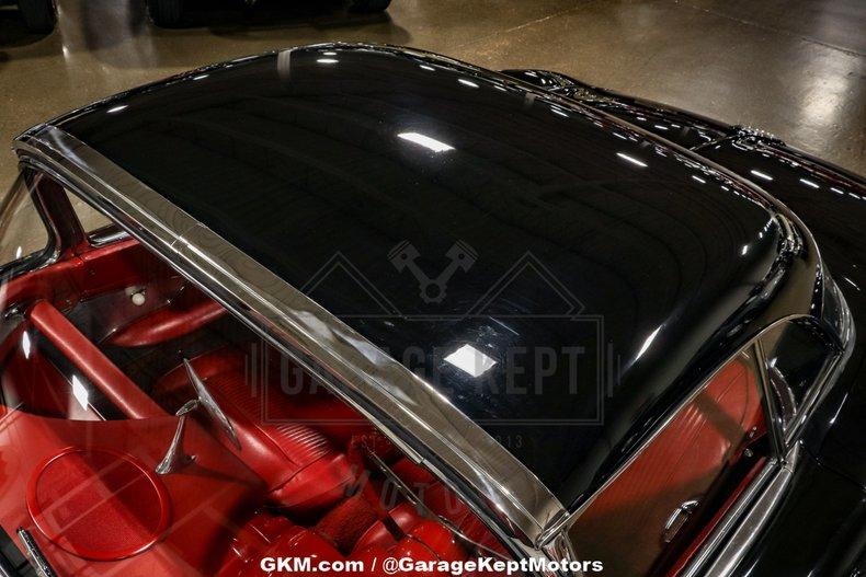 Unknown-Corvette-1961-Black-Red-36