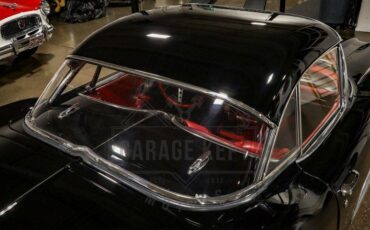 Unknown-Corvette-1961-Black-Red-39