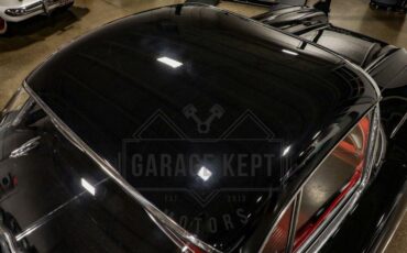 Unknown-Corvette-1961-Black-Red-40