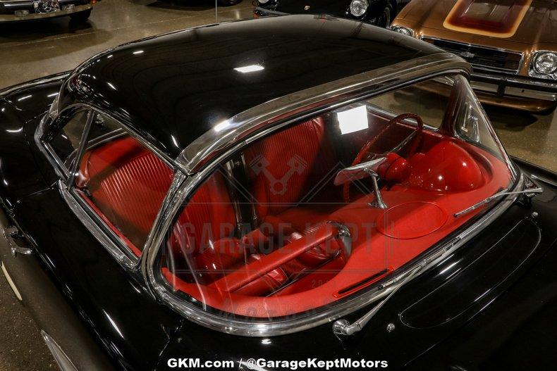 Unknown-Corvette-1961-Black-Red-42
