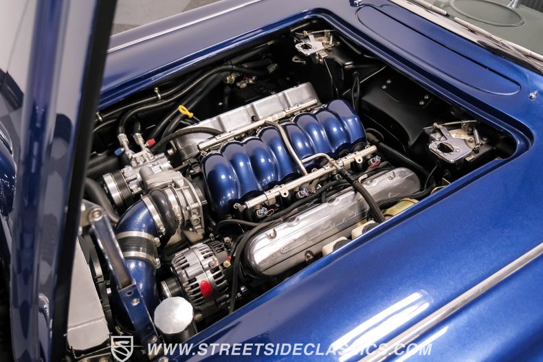 Unknown-Corvette-1961-Lemans-Blue-Black-1