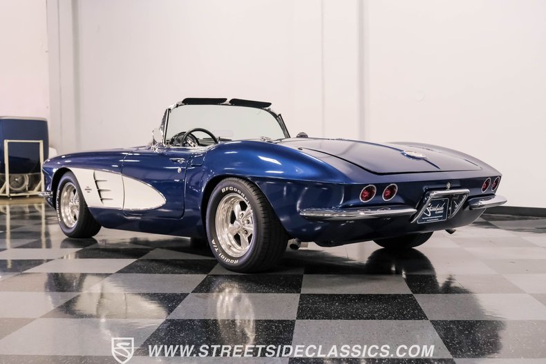 Unknown-Corvette-1961-Lemans-Blue-Black-10