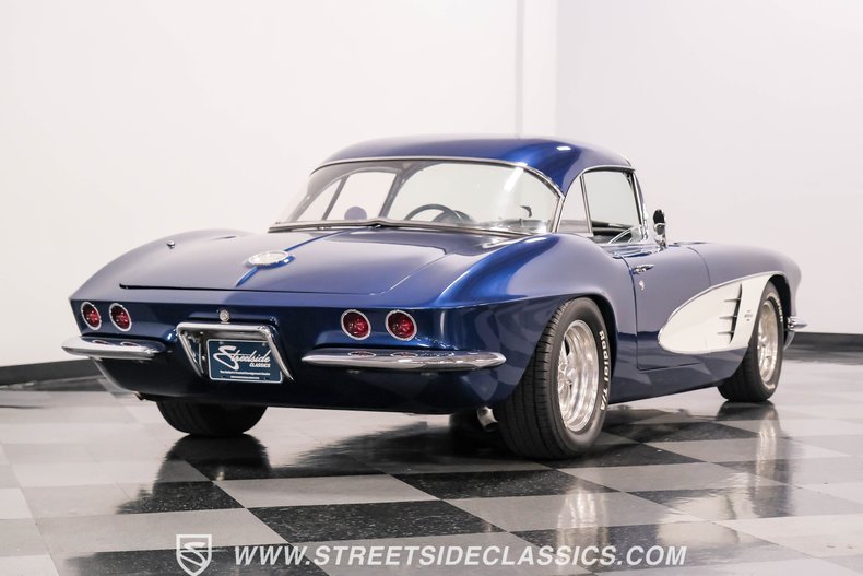 Unknown-Corvette-1961-Lemans-Blue-Black-15
