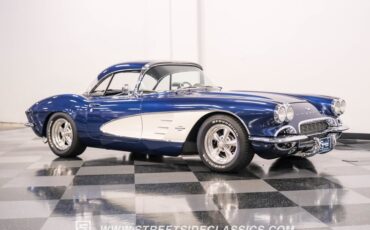 Unknown-Corvette-1961-Lemans-Blue-Black-23