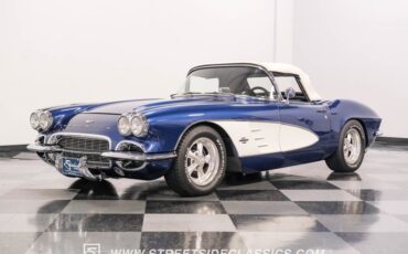 Unknown-Corvette-1961-Lemans-Blue-Black-25