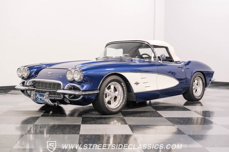 Unknown-Corvette-1961-Lemans-Blue-Black-25