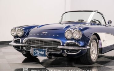 Unknown-Corvette-1961-Lemans-Blue-Black-29
