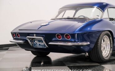 Unknown-Corvette-1961-Lemans-Blue-Black-30