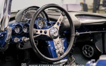 Unknown-Corvette-1961-Lemans-Blue-Black-38