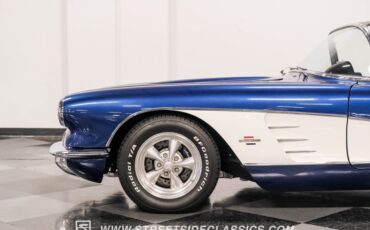 Unknown-Corvette-1961-Lemans-Blue-Black-7