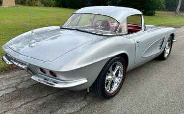 Unknown-Corvette-1961-Metallic-Root-Beer-10