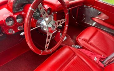 Unknown-Corvette-1961-Metallic-Root-Beer-3