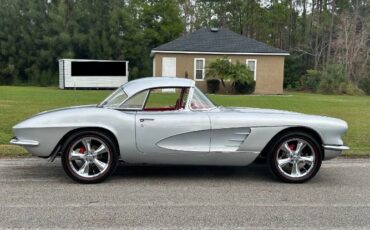 Unknown-Corvette-1961-Metallic-Root-Beer-6
