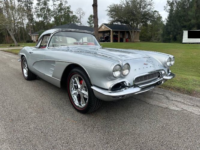 Unknown-Corvette-1961-Metallic-Root-Beer-7