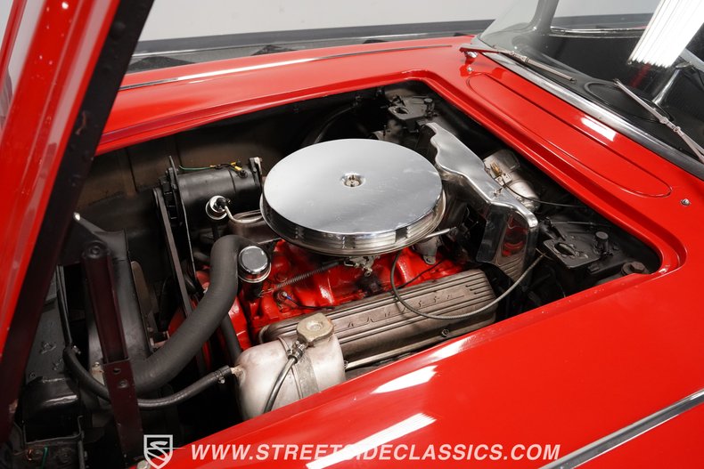 Unknown-Corvette-1961-Red-Black-1