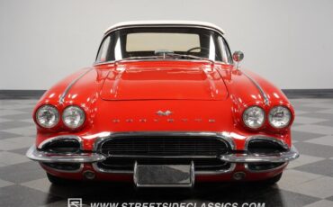 Unknown-Corvette-1961-Red-Black-32