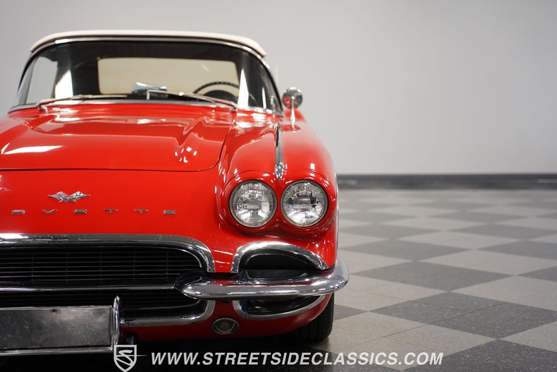 Unknown-Corvette-1961-Red-Black-35