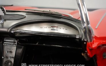 Unknown-Corvette-1961-Red-Black-49