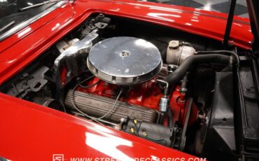 Unknown-Corvette-1961-Red-Black-7