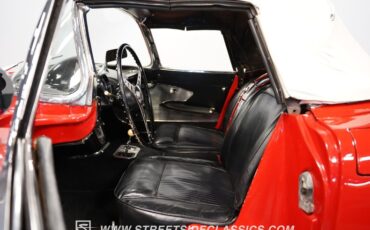 Unknown-Corvette-1961-Red-Black-8