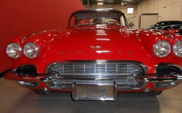 Unknown-Corvette-1961-Red-Red-11