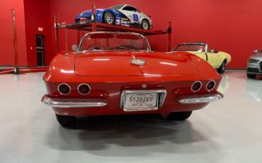 Unknown-Corvette-1961-Red-Red-13
