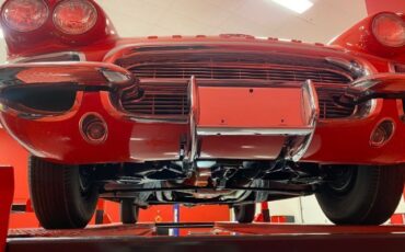 Unknown-Corvette-1961-Red-Red-38