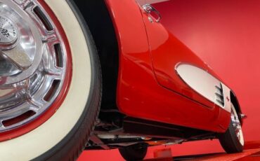 Unknown-Corvette-1961-Red-Red-40