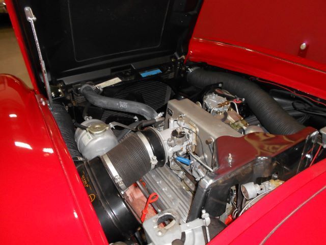 Unknown-Corvette-1961-Red-Red-45