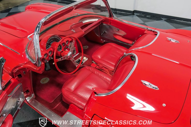 Unknown-Corvette-1961-Roman-Red-Red-11