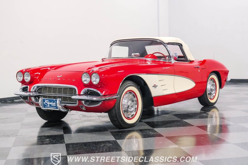 Unknown-Corvette-1961-Roman-Red-Red-15