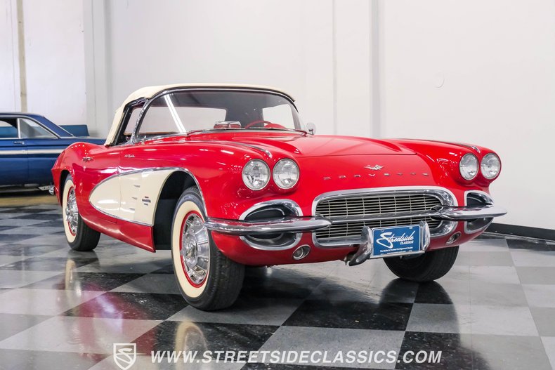 Unknown-Corvette-1961-Roman-Red-Red-30