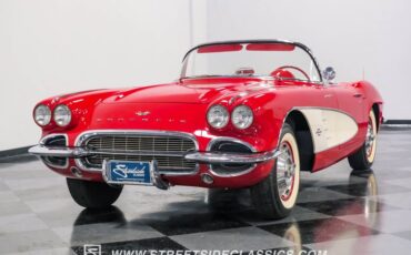 Unknown-Corvette-1961-Roman-Red-Red-34