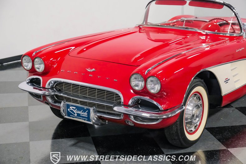 Unknown-Corvette-1961-Roman-Red-Red-35