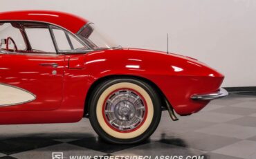 Unknown-Corvette-1961-Roman-Red-Red-4