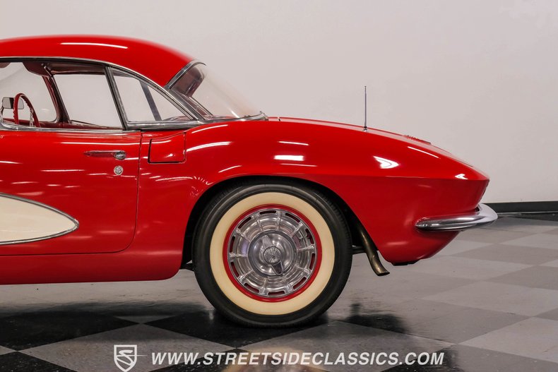 Unknown-Corvette-1961-Roman-Red-Red-4